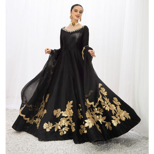 PARIZA | Black Embellished Silk Kalidar Pishwas